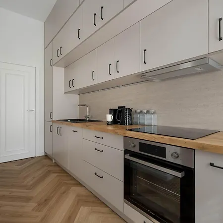 Komfortowy Blisko Kolejkowa We Wrocławiu By Renters Apartament