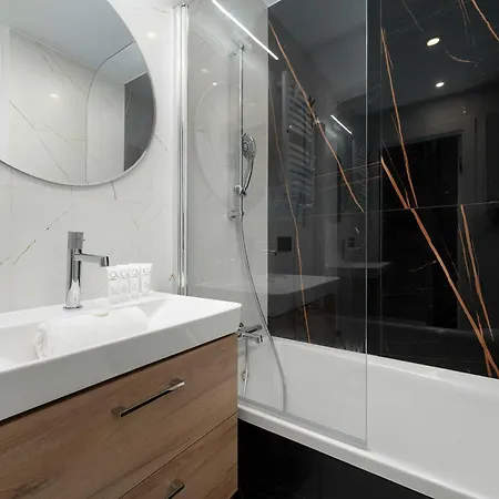 Komfortowy Blisko Kolejkowa We Wrocławiu By Renters *